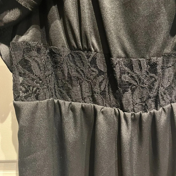 Guess Dress - Picture 3 of 6